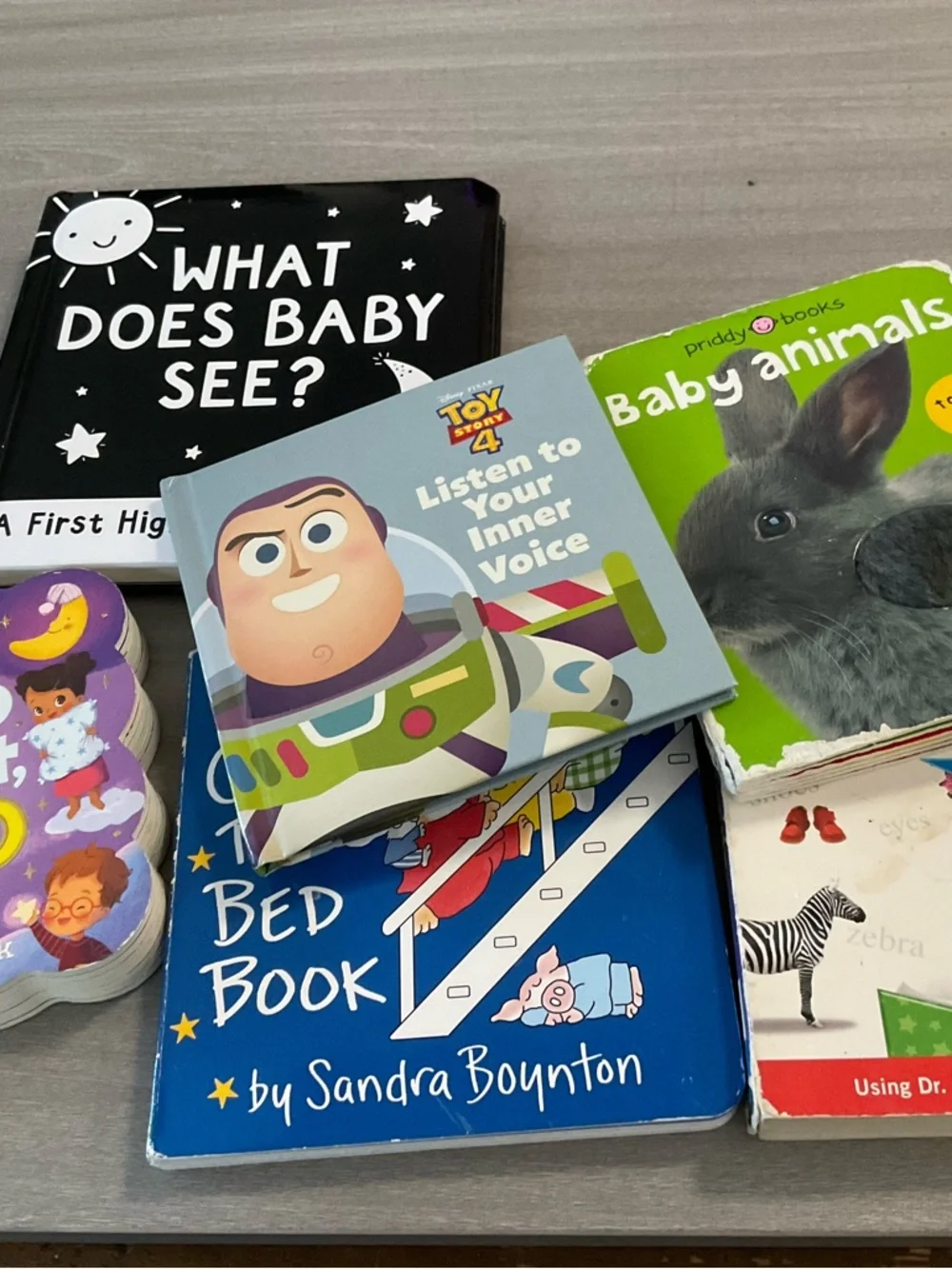 SIX CHILDREN BOOKS‎